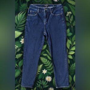 Ann Taylor Medium Wash Straight Leg Jeans Sz 6